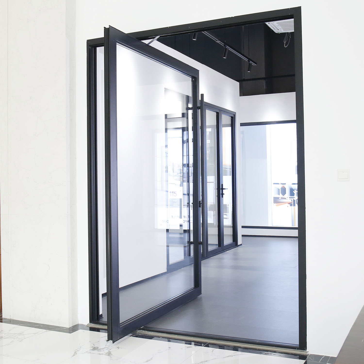 Pintu Pivot Eksterior Sixinalu - Smart Home Interior ulasan dan harga